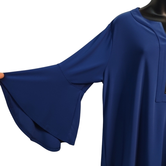 By JJ Blouse Women's Blue Flare Sleeve 1/4 Zipper Stretch Blouse Size XL - Picture 6 of 10